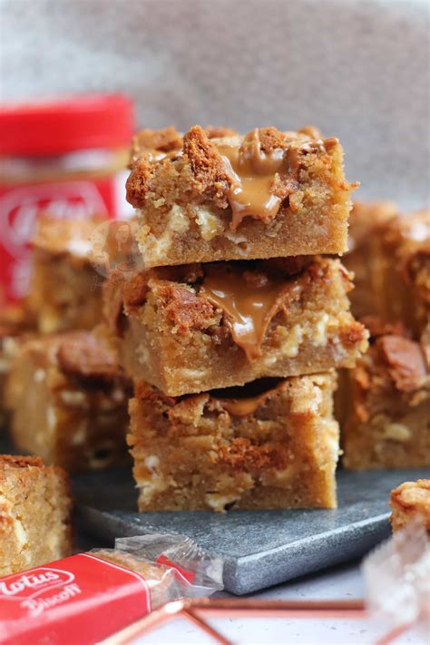 SUGAR WHISK BISCOFF BLONDIES